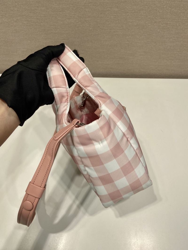 Pra*a tote bags